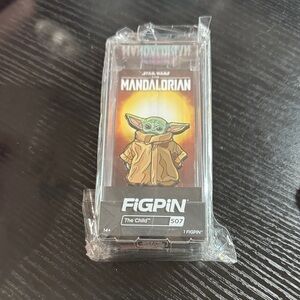 FiGPiN The Mandalorian 'The Child' Pin - Black